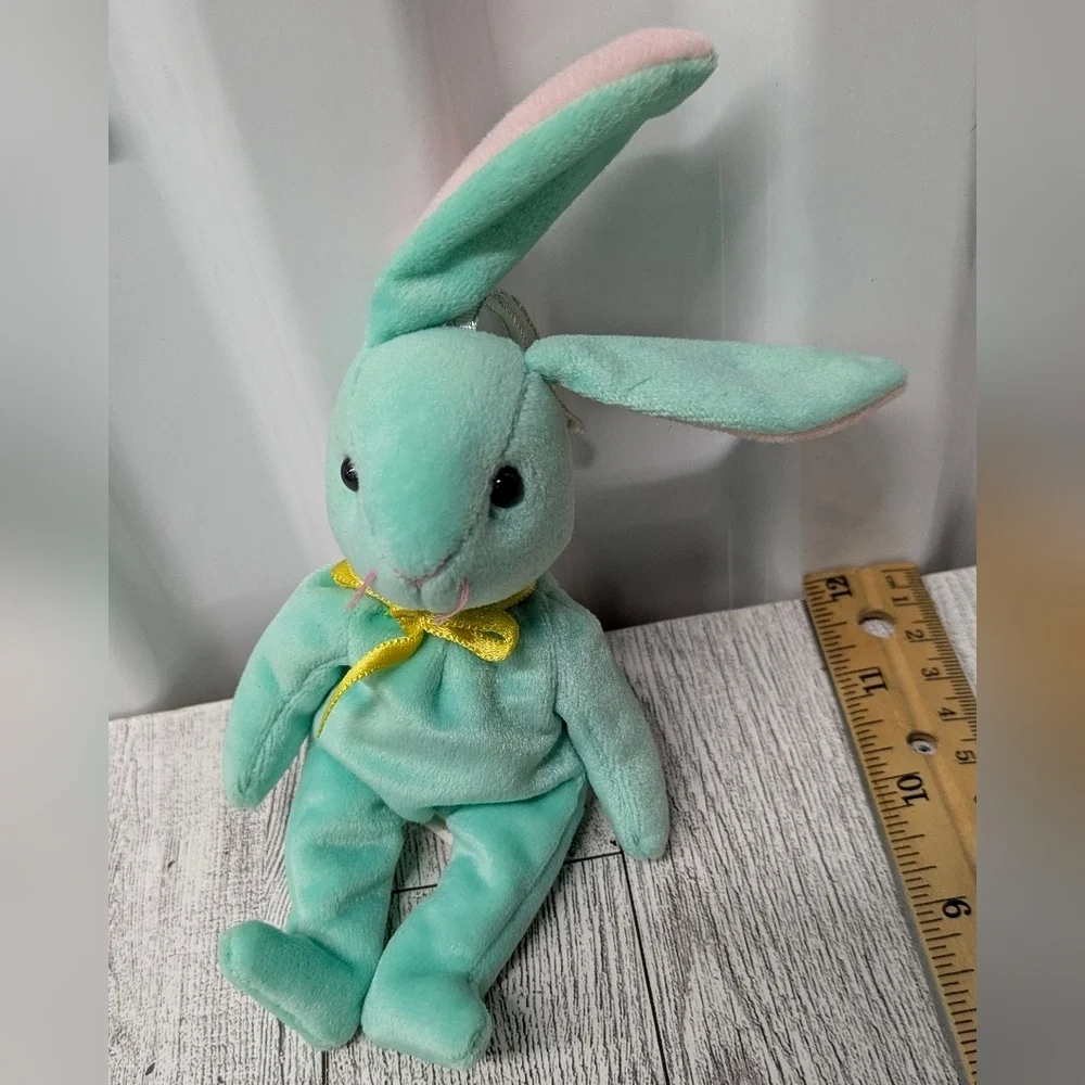 Ty hippity Pastel Green Bunny with Yellow Ribbon